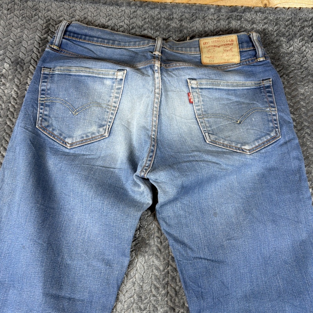 Levi's 511 Jeans Mens 34x32 Slim Fit Stretch Straight Denim Blue Distressed - Picture 13 of 14
